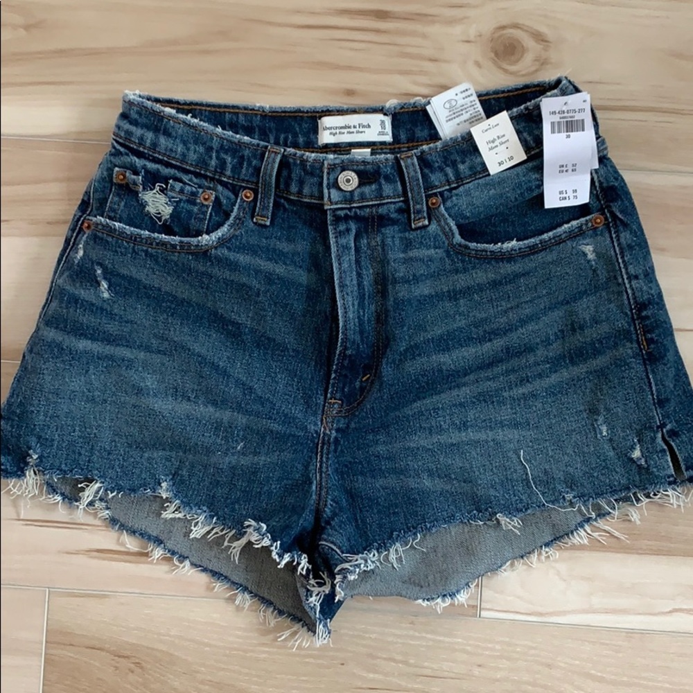 Abercrombie Curve Love Mom Short NWT